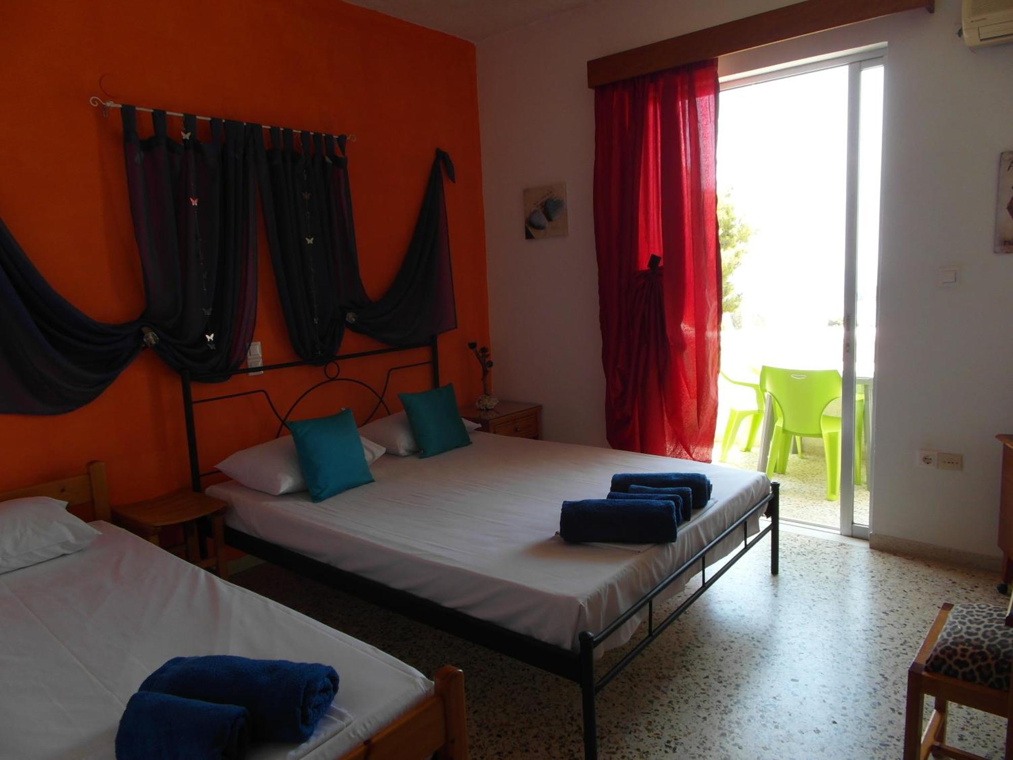 Aparthotel Eri Agia Marina (Aegina)